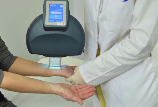 Chữa bệnh vẩy nến bằng phương pháp quang trị liệu
