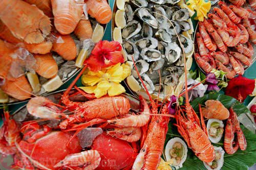 Người bị bệnh á sừng không nên ăn đồ hải sản dễ gây dị ứng